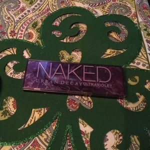Urban Decay Naked Ultraviolet Eyeshadow Palette